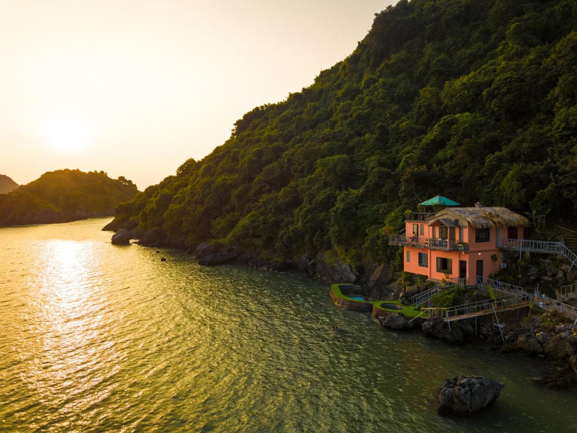 Ocean Beach Resort Cat Ba Island Exteriér fotografie